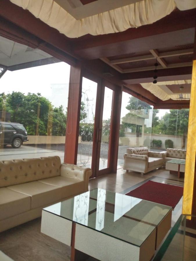 Mnr Resort Pipariā Dış mekan fotoğraf